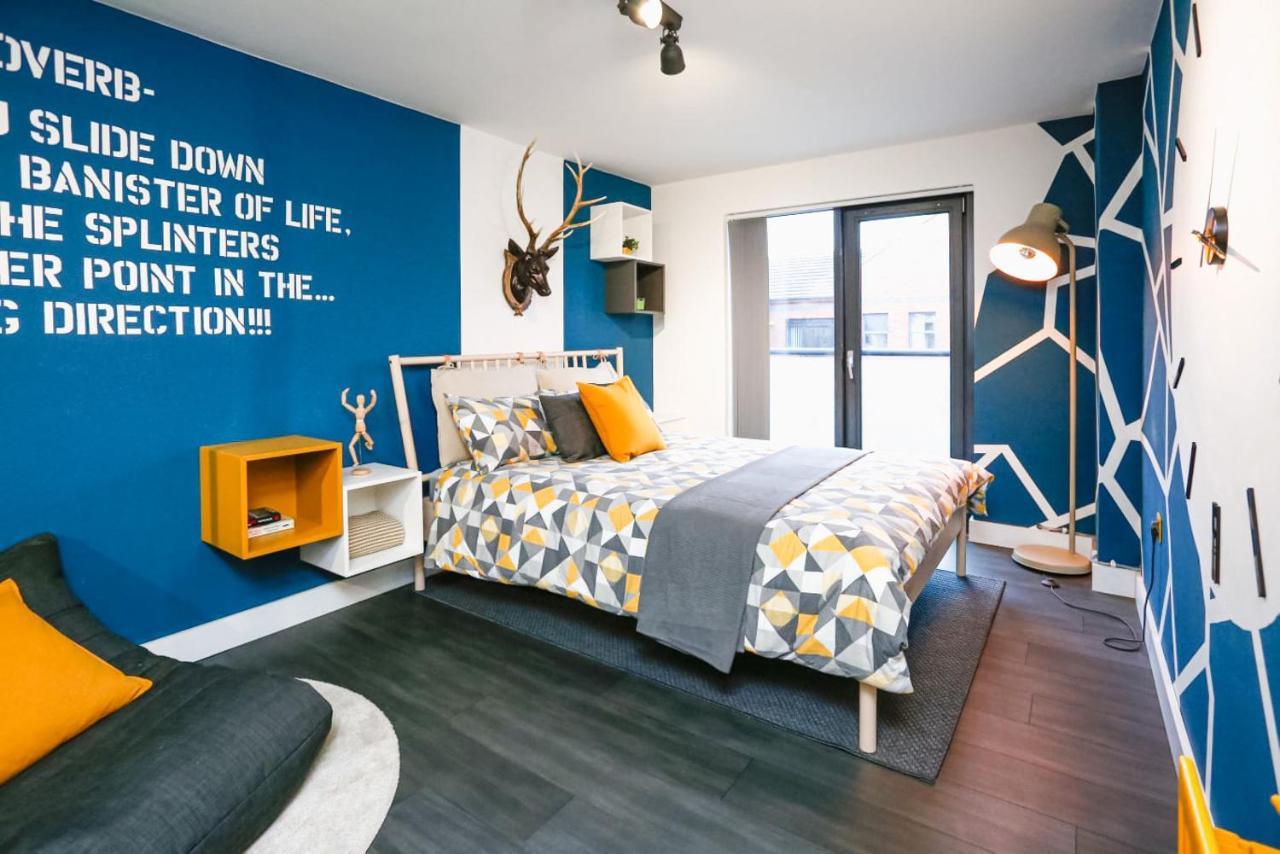 Funky City Apartment - Secure Parking - Wifi - Sleeps 6 - No Parties Белфаст Экстерьер фото